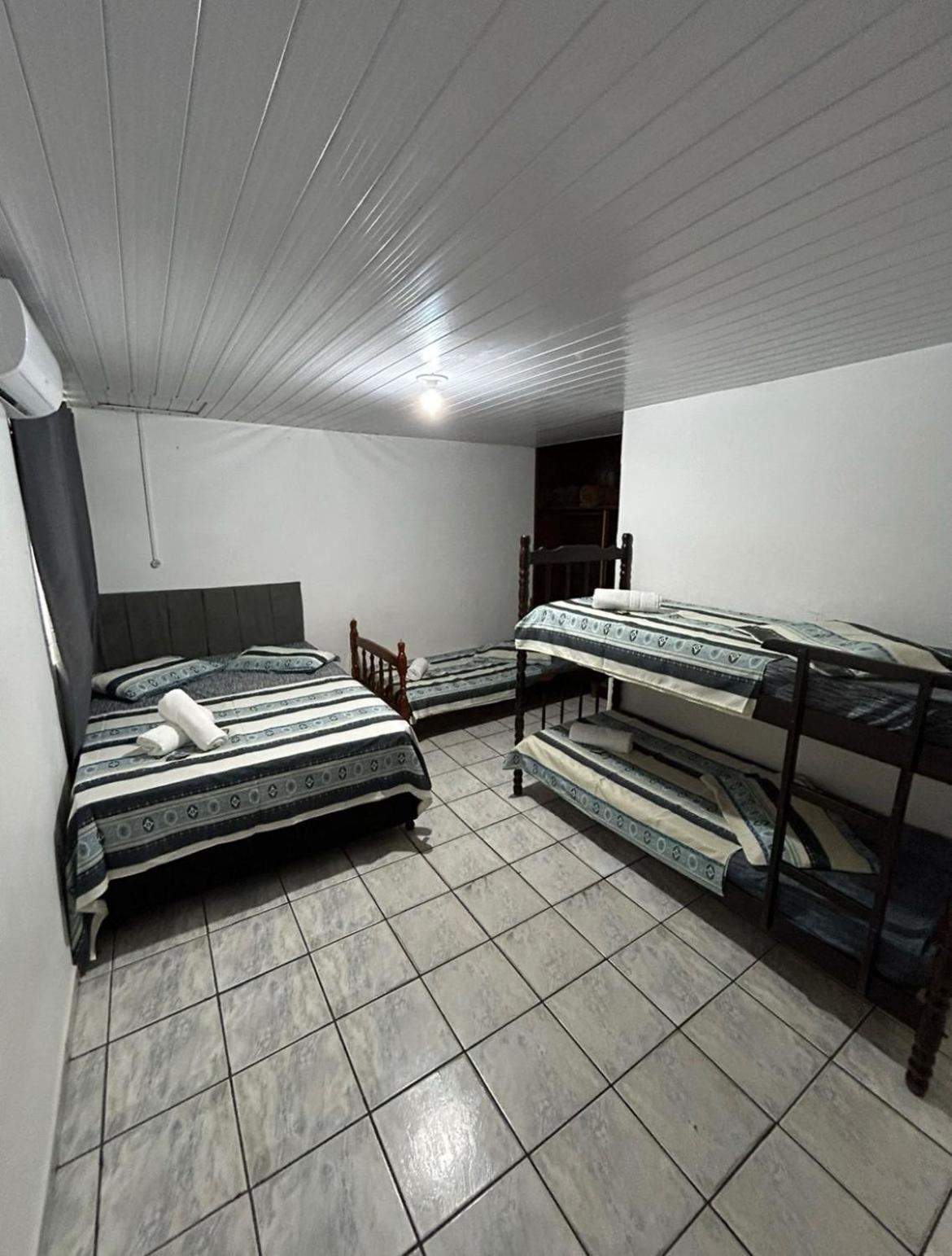 Hotel Paraná BC Balneario Camboriu Quarto foto