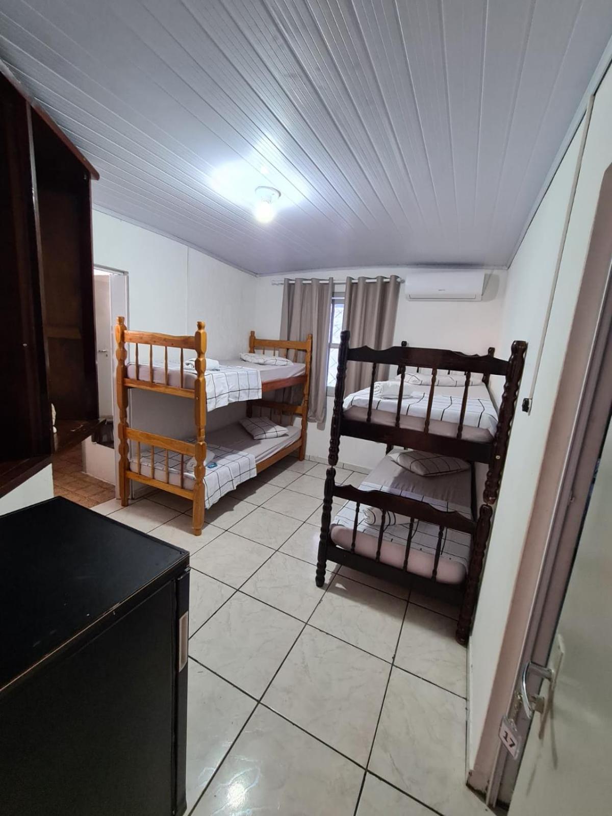 Hotel Paraná BC Balneario Camboriu Quarto foto